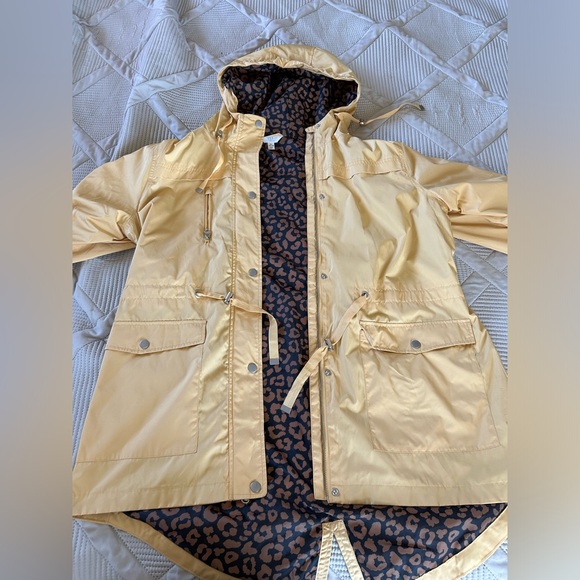 COPY - Yellow and Leopard Rain Jacket/Wind Breaker - Picture 3 of 7